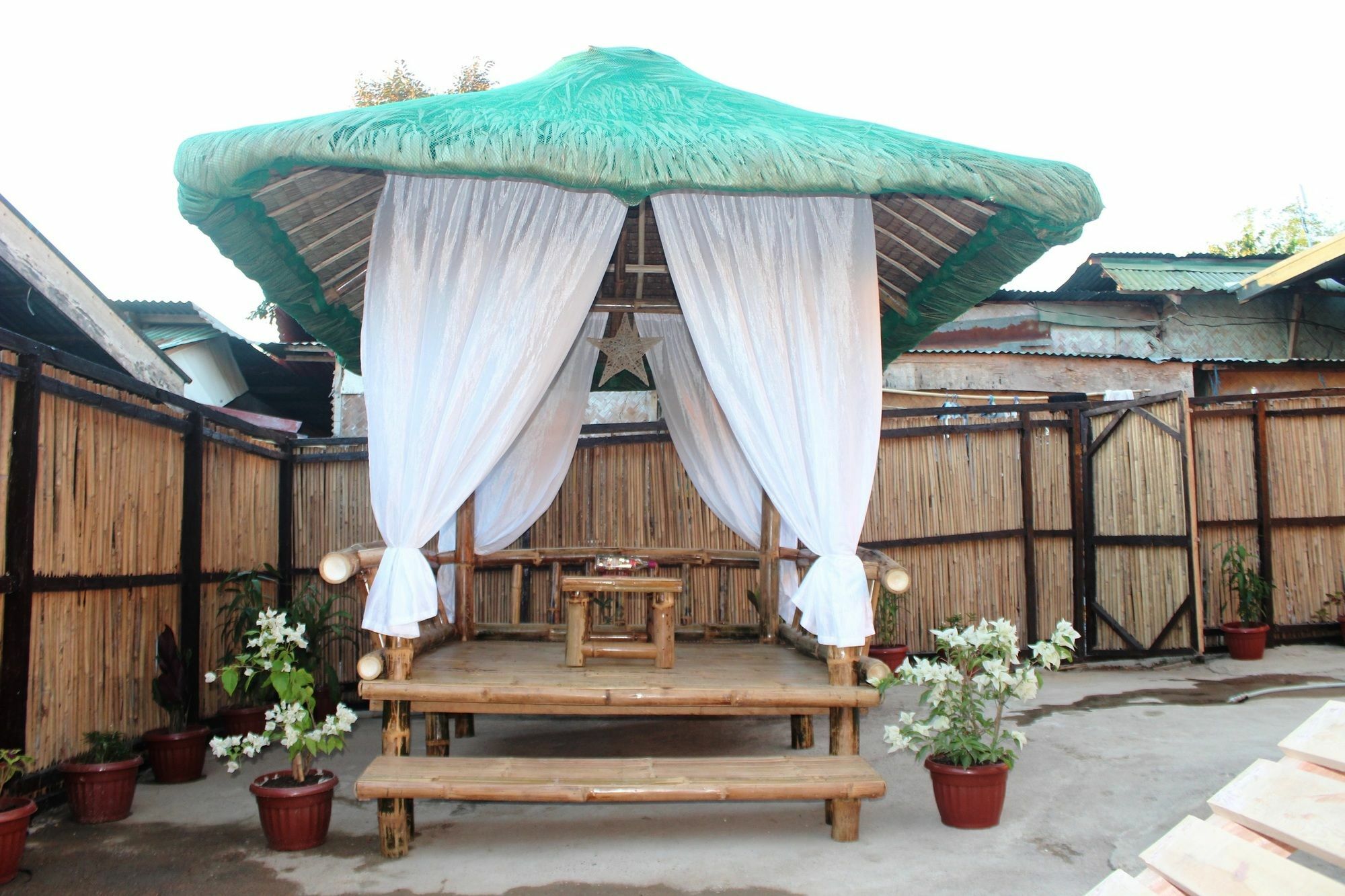 Coron Guapos Guesthouse Exterior photo