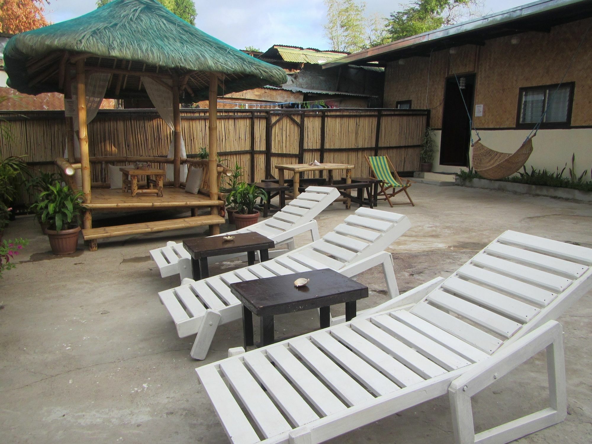 Coron Guapos Guesthouse Exterior photo